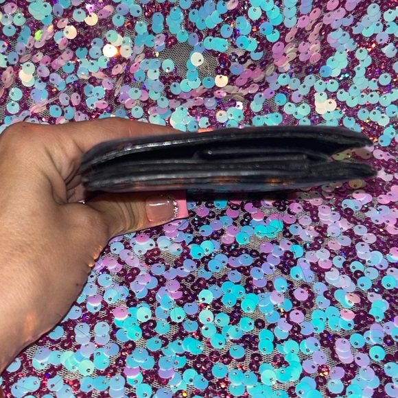 Gucci Wallet - Picture 4 of 9